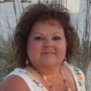 Meet your Posher, Paula